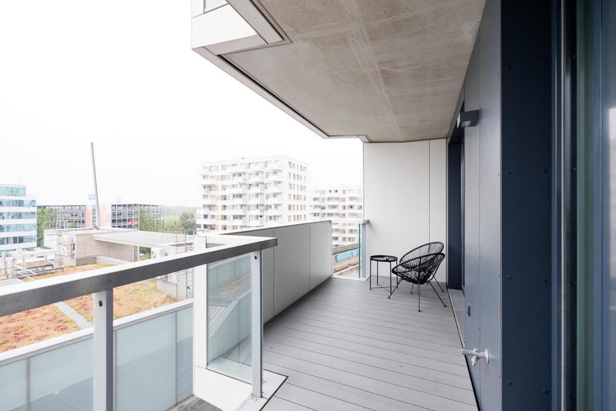 Lovely Apartment In Marina Tower - 10Min To City Center Wien Eksteriør billede