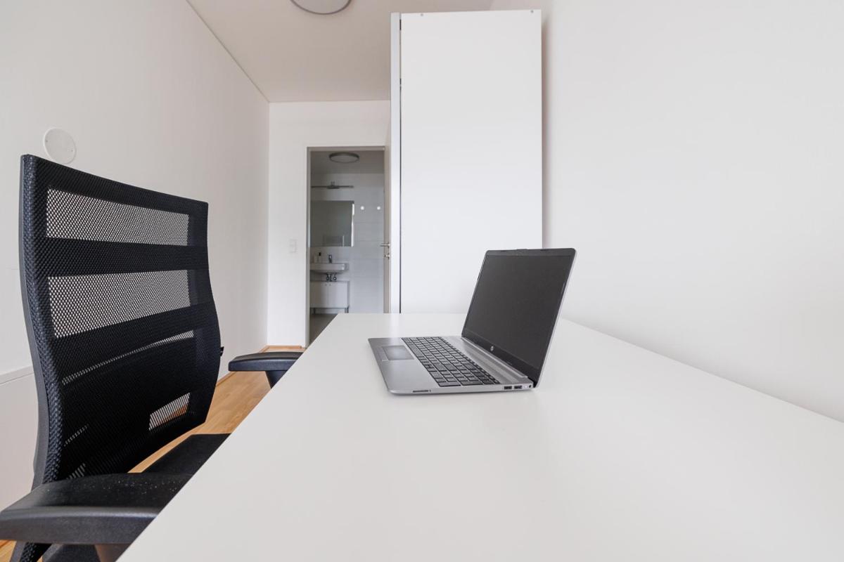 Lovely Apartment In Marina Tower - 10Min To City Center Wien Eksteriør billede
