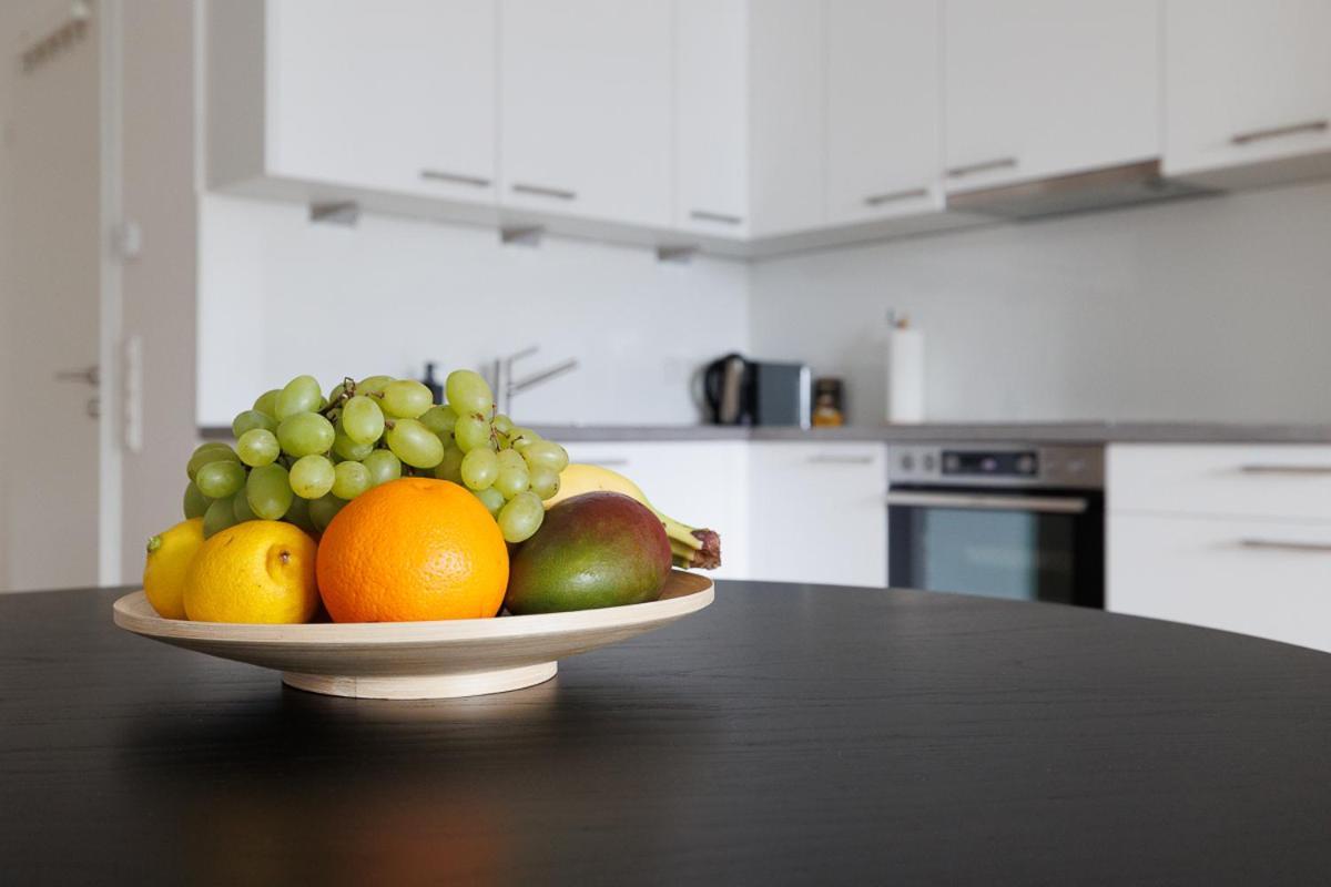 Lovely Apartment In Marina Tower - 10Min To City Center Wien Eksteriør billede