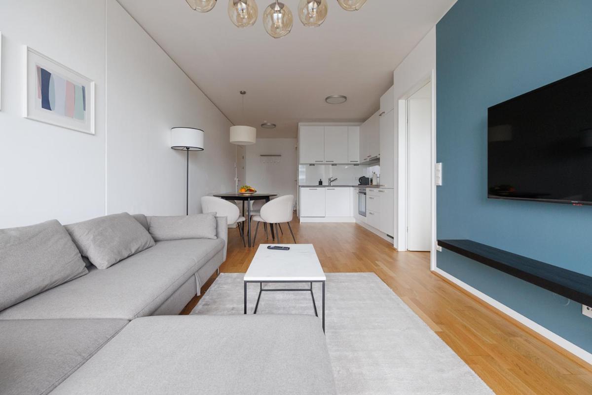 Lovely Apartment In Marina Tower - 10Min To City Center Wien Eksteriør billede